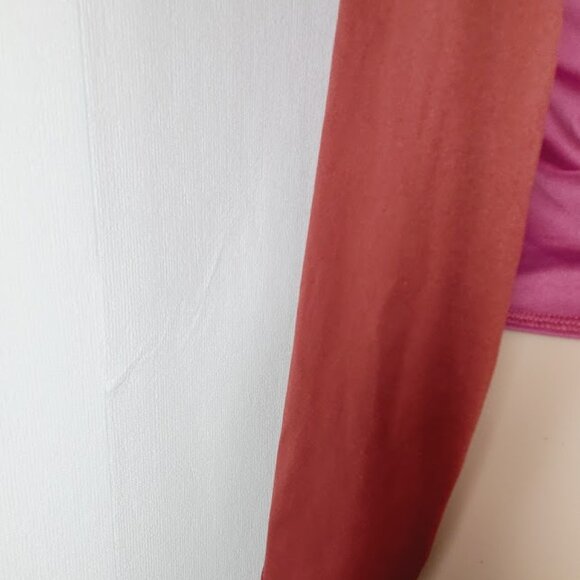 The North Face Women's Burgundy Pink Crew Neck Active Training T-Shirt Size L - Picture 8 of 11